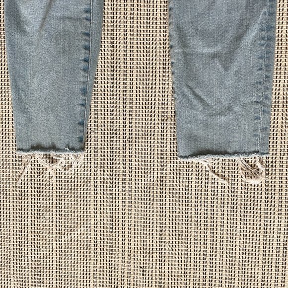 J.Crew light wash 9” High-Rise Toothpick 27 - Picture 2 of 5